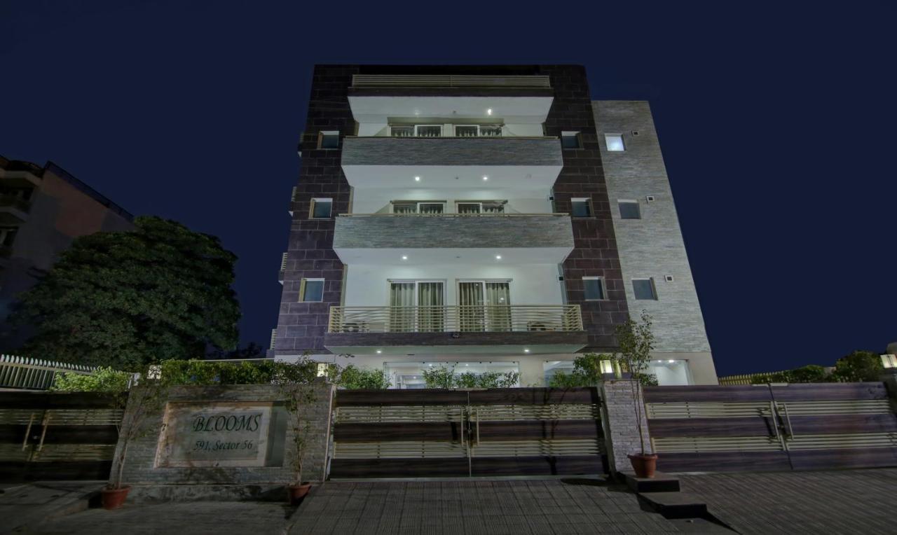 Hôtel Treebo Trend Blooms Premium à Gurgaon Extérieur photo
